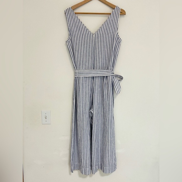 BeachLunchLounge Womens Lennon White Blue Linen-Blend Striped V-Neck Jumpsuit - Picture 5 of 13